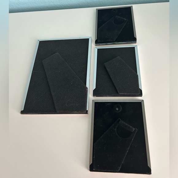 Handmade Home Décor- Pressed Dusty Miller in Silver Frames (Set of 4) - Picture 3 of 11